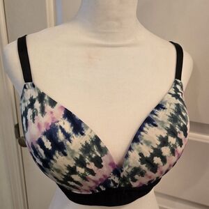 PINK Victoria's Secret Black and White Bra